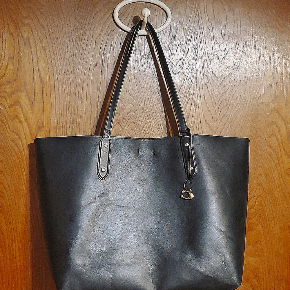 COACH Tote